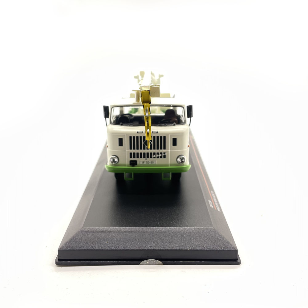 Modelo de Caminhão em Resina e - Vintage Collectible Trucks avaliação e preço